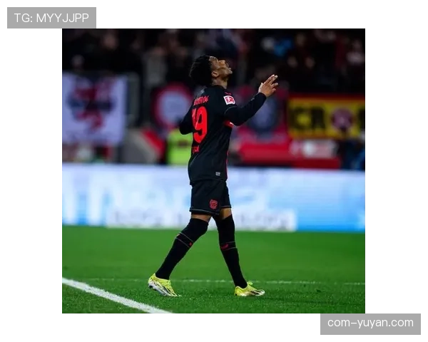 维尔茨无球跑动接应体系 成勒沃库森前场进攻核心