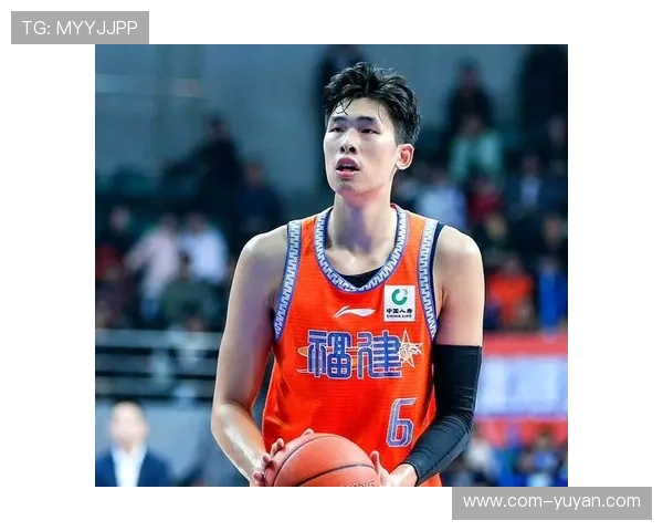 邹阳防守端存在感强 福建锋线防守支柱作用 邹阳防守端存在感强 福建锋线防守支柱作用